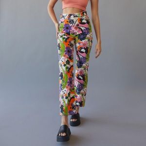 BDG groovy corduroy pants sz 6